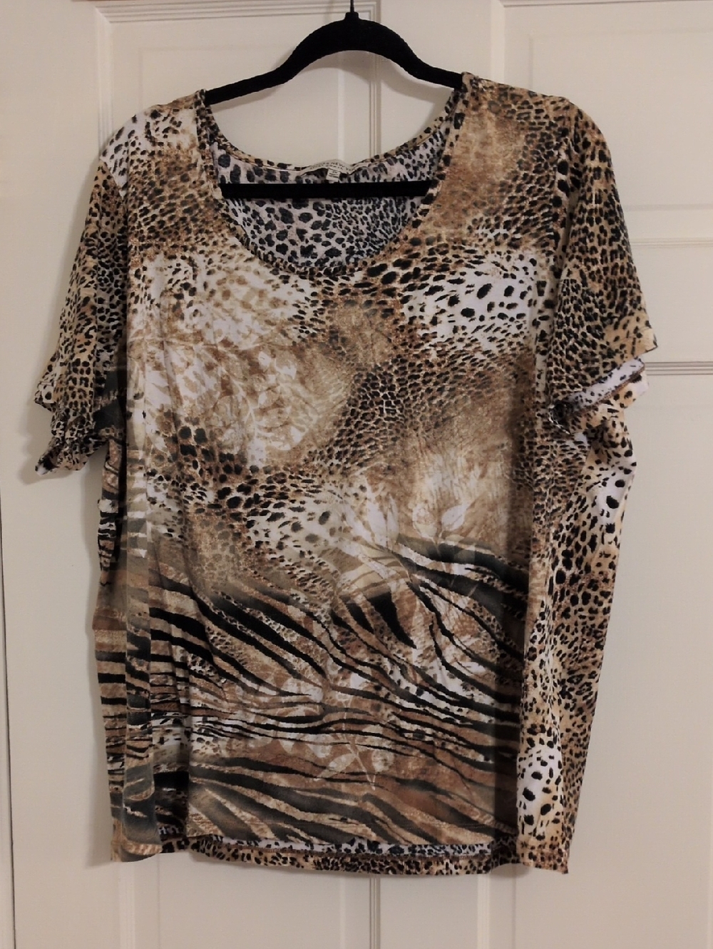 Jones New York Short Sleeve Animal Print Tee in Brown and White